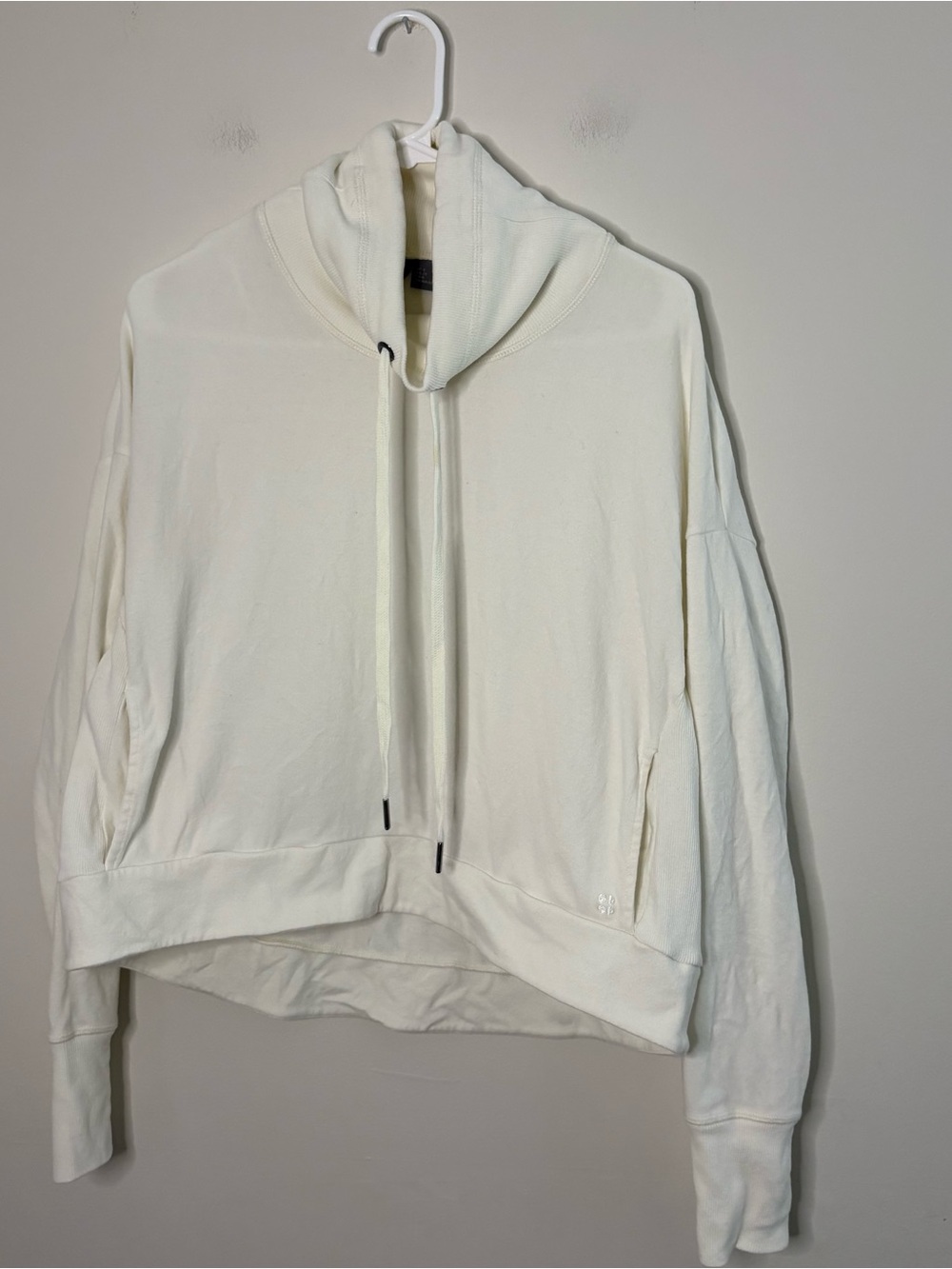 Sweaty Betty Women’s Small White Cowl Neck Cropped Hoodie Sweatshirt